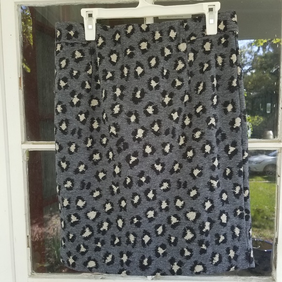 LOFT Dresses & Skirts - Loft Cheetah Print Skirt LOFT Dresses & Skirts - Loft Cheetah Print Skirt